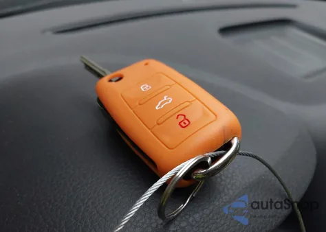 2011 Volkswagen Tiguan Se из США, поврежденный, VIN WVGAV7AX2BW555876